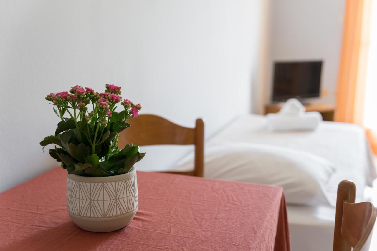 Ammousa Hotel Apartments Lixoúri Eksteriør bilde
